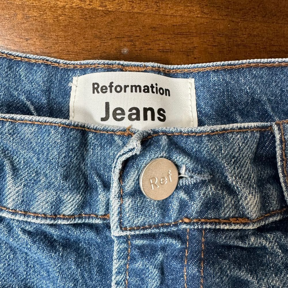 Reformation Sammie High Rise Relaxed Jean Shorts Size 30